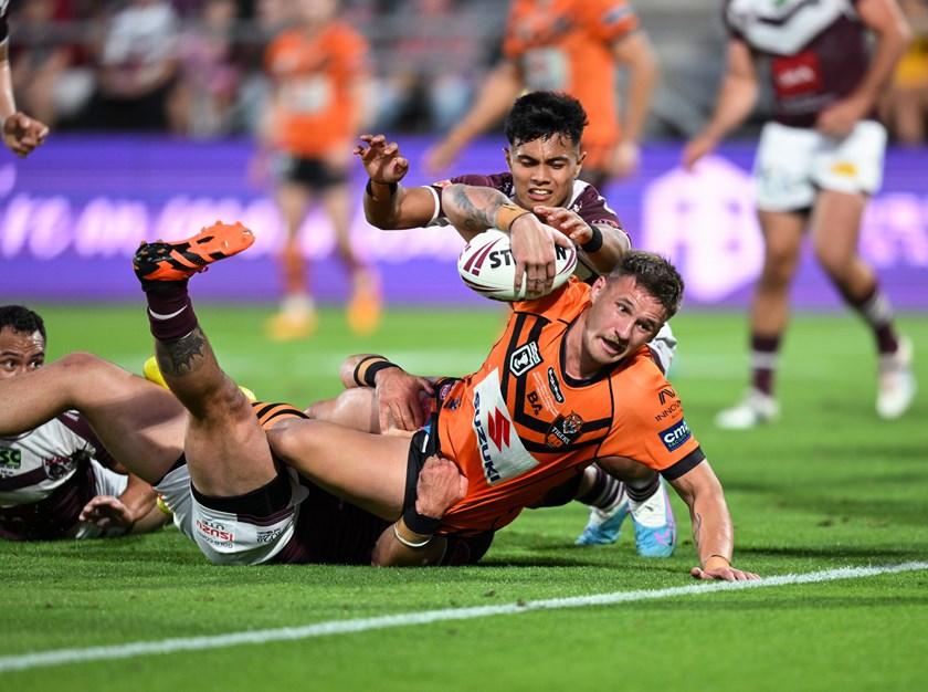 Tristan Powell scores the opening try of the 2023 Hostplus Cup grand final for Brisbane Tigers.