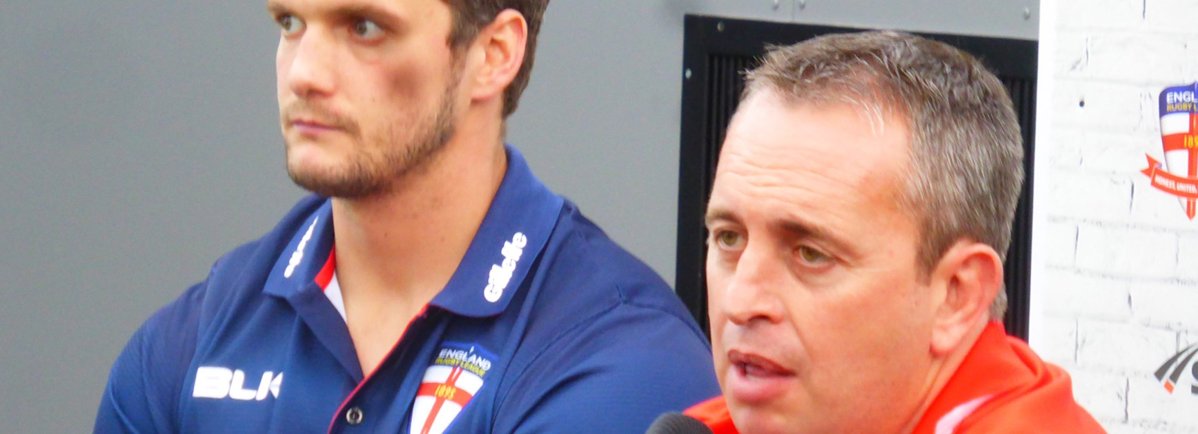 England coach Steve McNamara is set to remain an assistant coach with the Sydney Roosters.