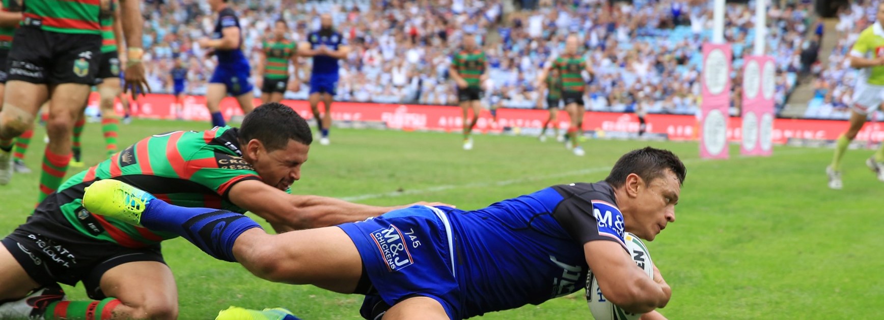 Sam Perrett scores another try for the Bulldogs against South Sydney in Round 4.