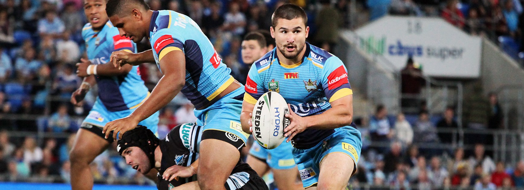 Former Titans half Cameron Cullen has signed a two-year deal with the Sea Eagles.