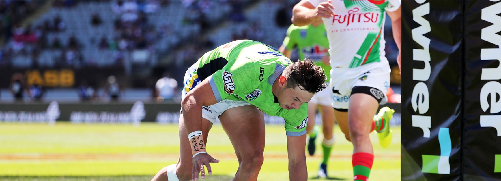 The Raiders claimed a last-minute win over the Rabbitohs at the Auckland Nines.