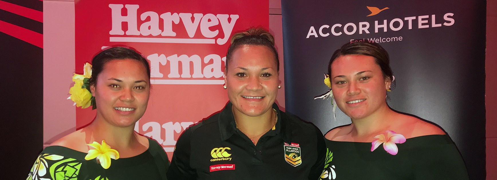 Australian Jillaroos player Elianna Walton flanked by her Cook Islands sisters Eliza and Steph Wilson.