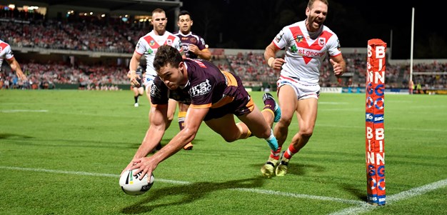 Oates signs new contract with Broncos; Glenn expected to follow