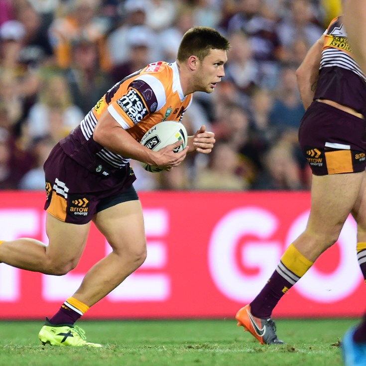 Opacic shoulders load at centre for Broncos