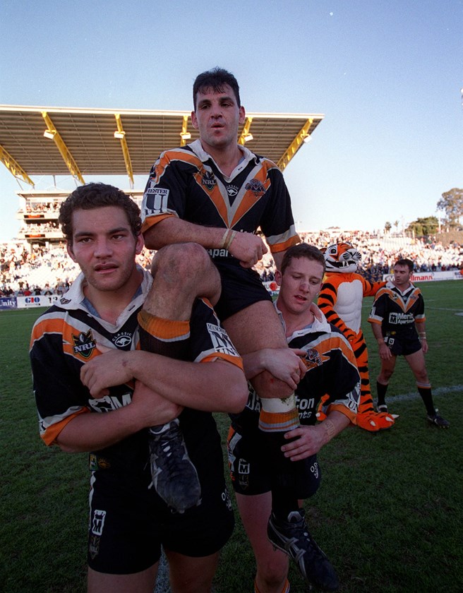 Steve Georgallis with the Wests Tigers in 2000.