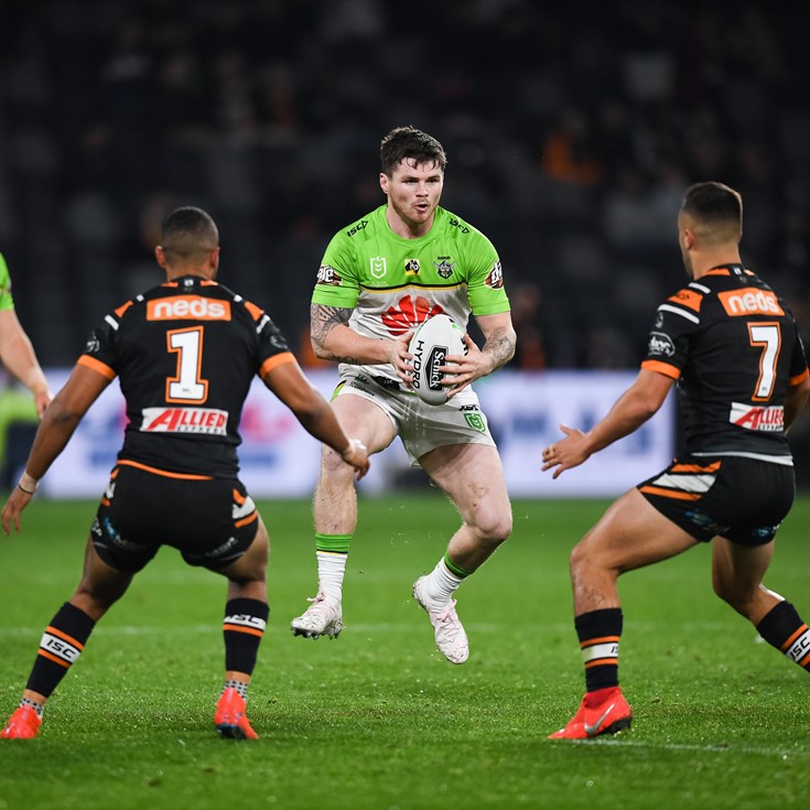 Rampant Raiders shut out toothless Tigers