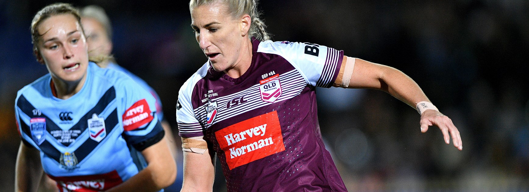 Maroons halfback Ali Brigginshaw on the run in the 2019 Origin clash.