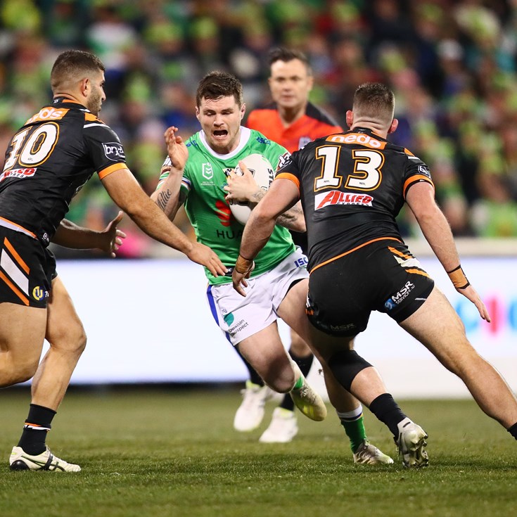 Bateman wants Kikau to beat charge so they can renew rivalry
