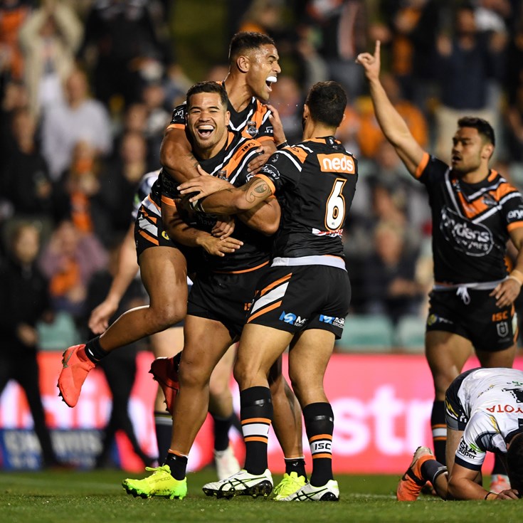 Tigers thrill Leichhardt with dominant win over Cowboys