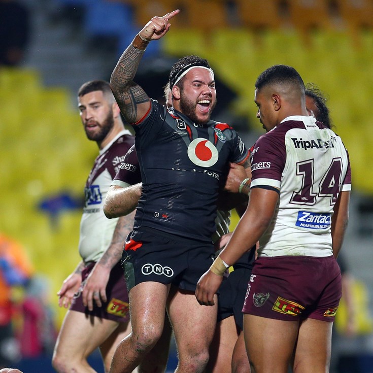 Warriors survive late scare to upset Sea Eagles