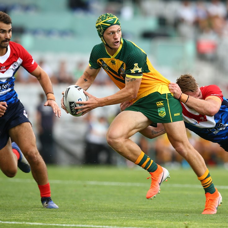 No halves switch for Ponga despite Junior Roos display