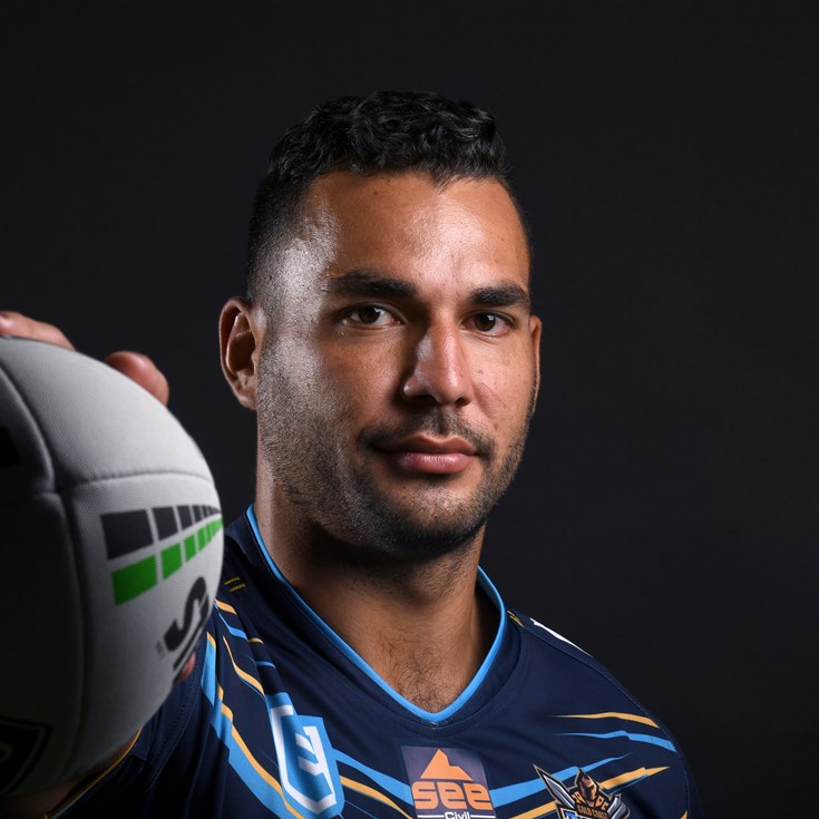 James to lead with or without captaincy