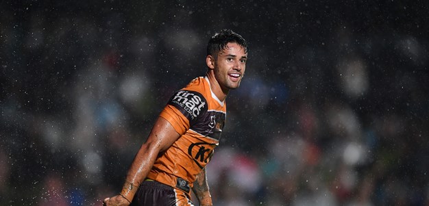 Arthars set to win race for Brisbane's right wing