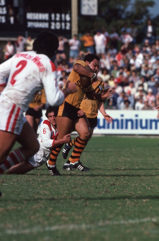 Olsen Filipain takes on the St George defence for the Tigers.