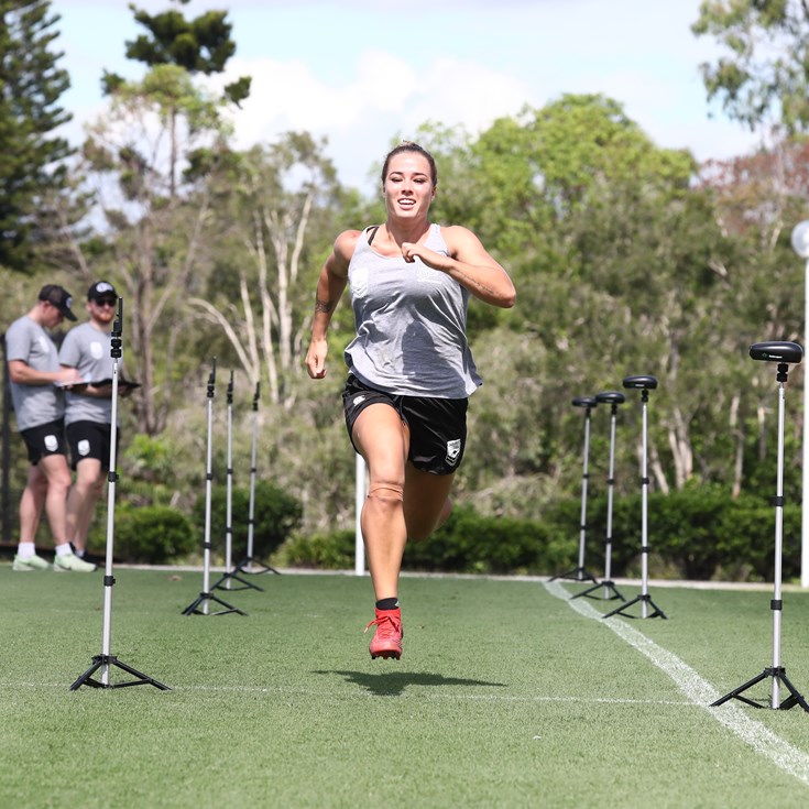 Dragons, Roosters in race to sign Kelly