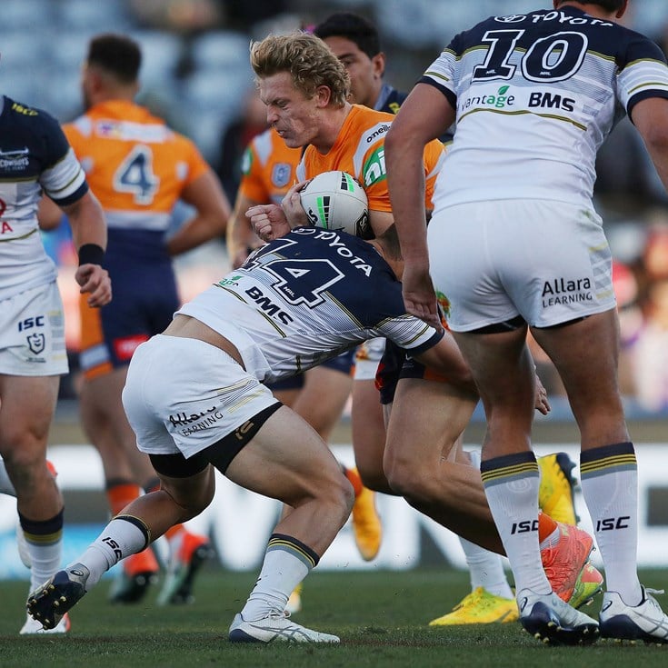 Coach weighs up spine options after Green injury