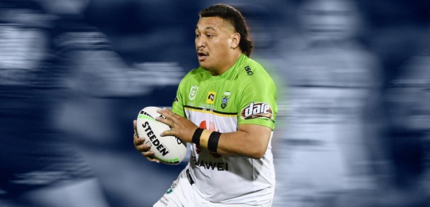 Prop on the hop: Papalii smashes season-best in try-saving sprint