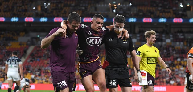 Staggs suffers suspected torn ACL