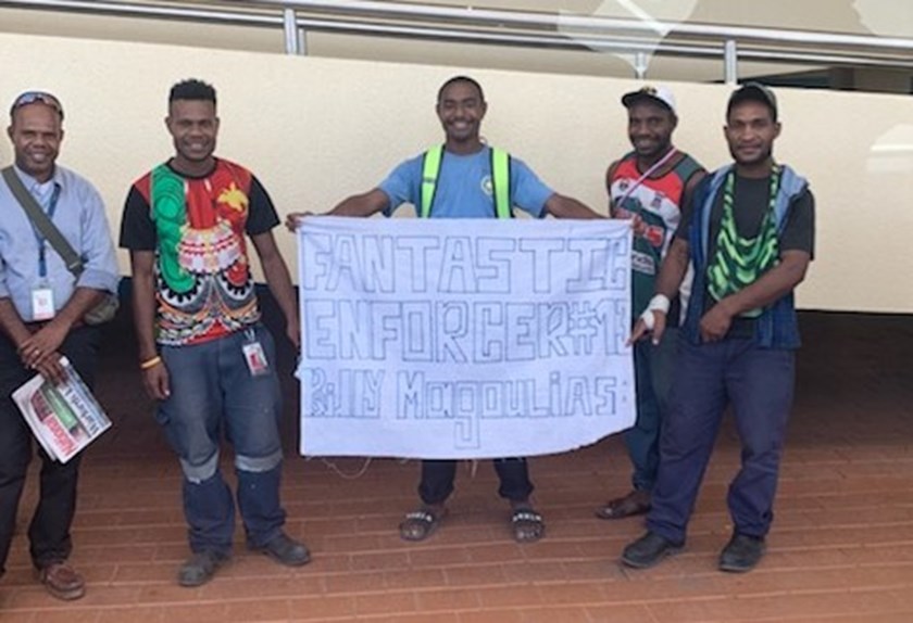 Billy Magoulias fans in Port Moresby.