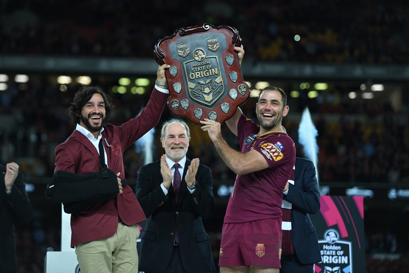 Johnathan Thurston and Cameron Smith celebrate the Maroons' 2017 series win.