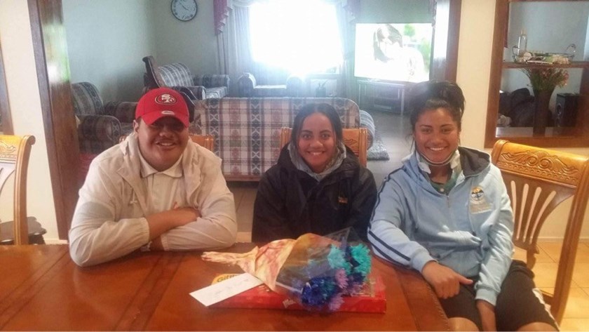 Christine Pauli (right) in her neck brace in 2016 with school friends Megual Taavale and Melina Va'a.