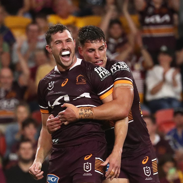 Broncos charge home to down brave Bulldogs in Brisbane