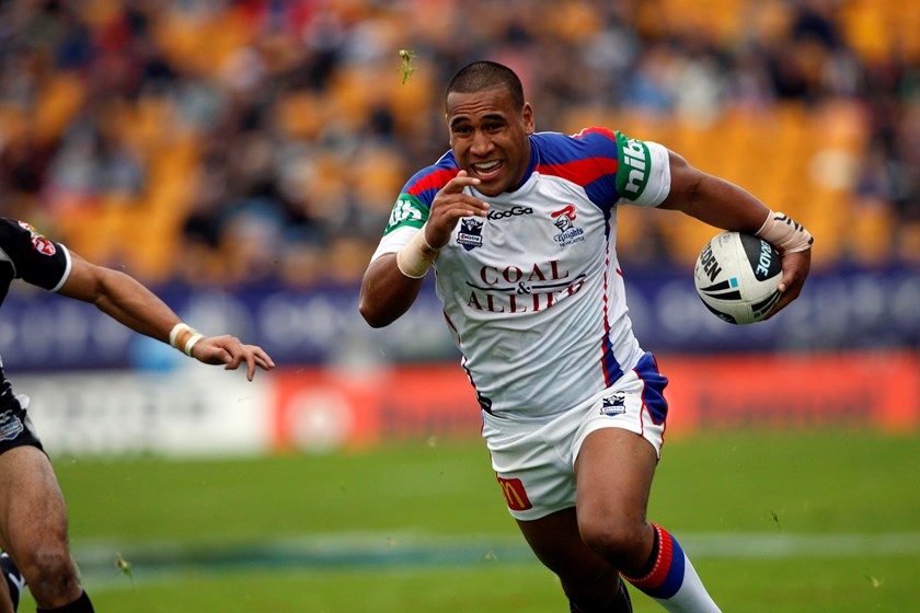Cooper Vuna in action for the Knights in 2010. ©NRL Photos