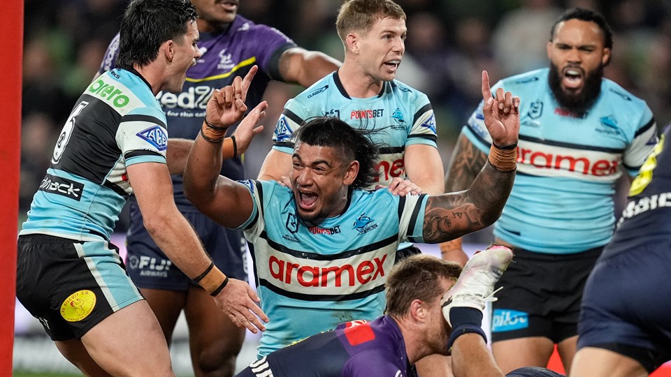 Sharks dig deep to break six-year drought in Melbourne