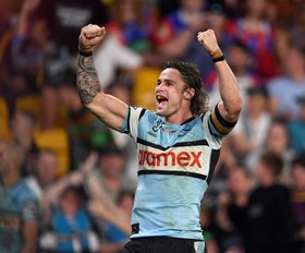 Hynes returns in style to join Edwards in Dally M lead