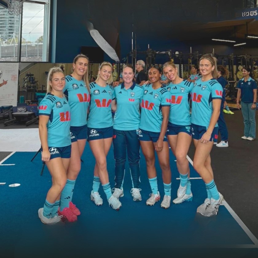 Tori Shipton, Bronte Wilson, Kasey Reh, Maria Paseka, Indie Bostock and Tahlia O'Brien with NSW U19s and Steelers Tarsha Gale Cup coach Courtney Crawford (centre)