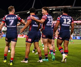 Friday night lights: Raiders v Roosters