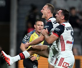 Roosters take No.1 in epic showdown