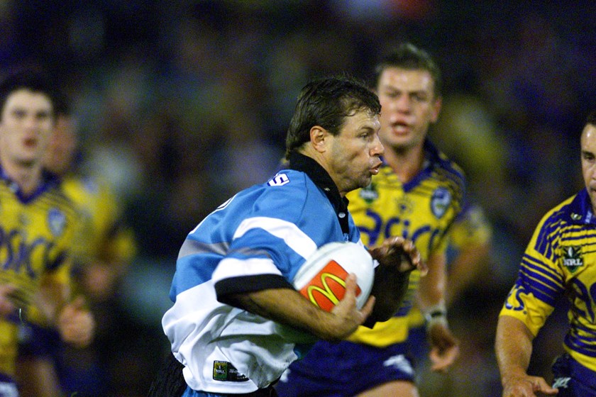 Ettingshausen on the fly. During his career with Cronulla he posted 166 tries.