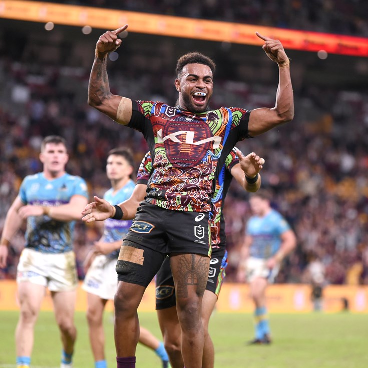 Broncos go top four after stunning comeback win