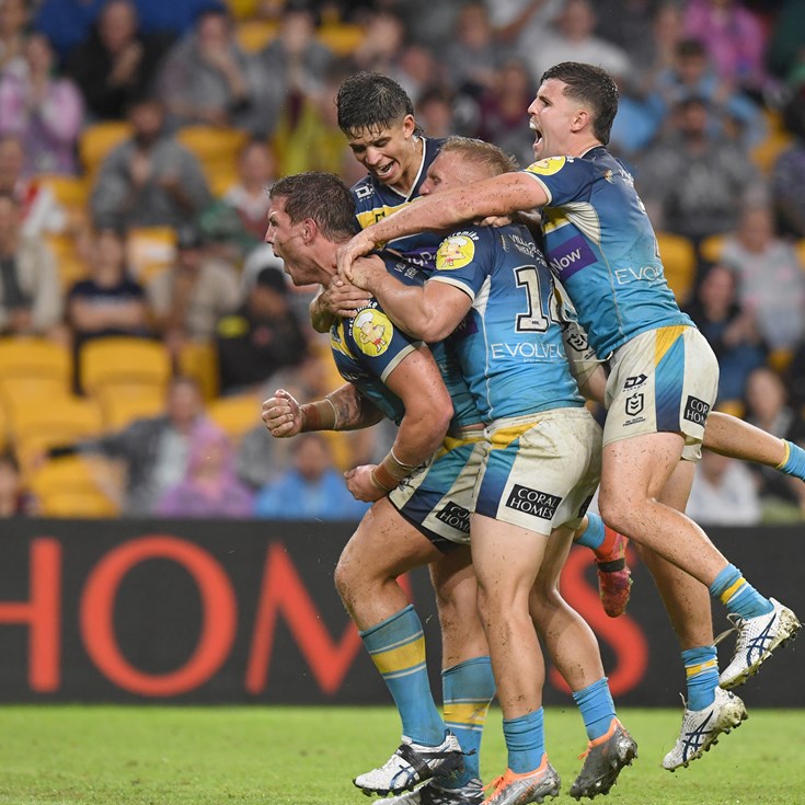 Titans snatch golden point win over Dragons