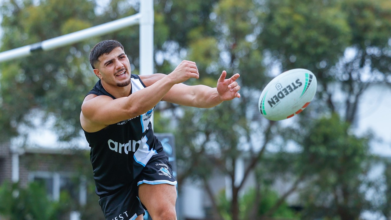 The mentors guiding Sharks young gun on path to NRL debut