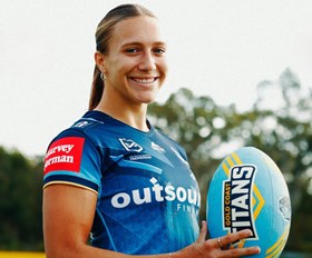 Titans sign cross-code star Teagan Levi