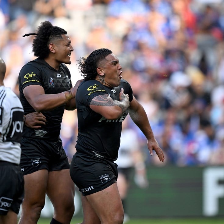 'Best in the world': New Zealand pack eye statement victory