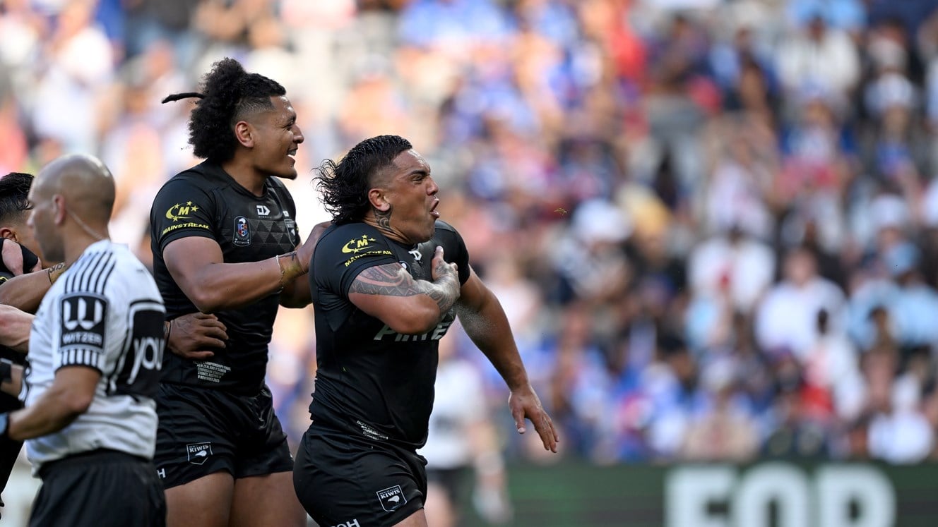 'Best in the world': New Zealand pack eye statement victory