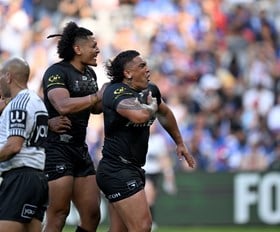 'Best in the world': New Zealand pack eye statement victory