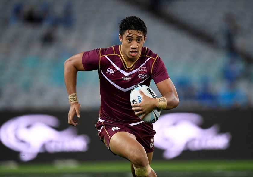 Murray Taulagi with the ball in 2017 for the Queensland Under 18 side. 