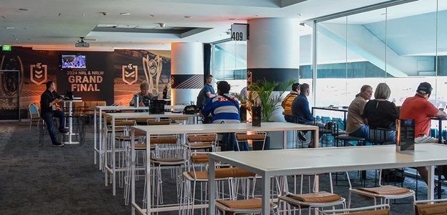 Legends Lounge