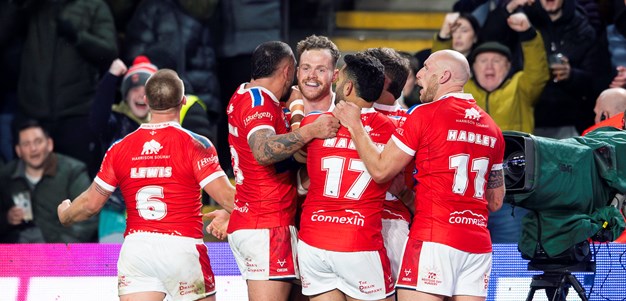 World Club Challenge Live Blog: Broncos need one more try