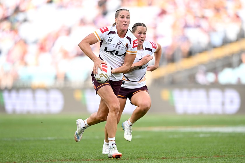 Ali Brigginshaw in action in the 2025 NRLW grand final.