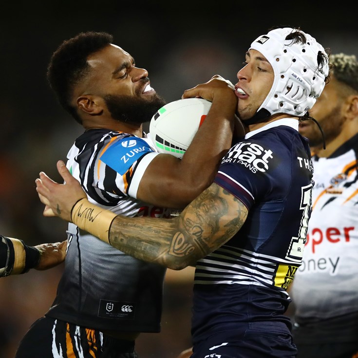 Super Saturday: Tigers v Broncos; Souths beat 12-man Dragons; Warriors down Titans