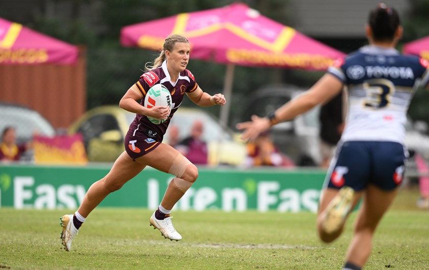 Shenae Ciesiolka in action for the Broncos.