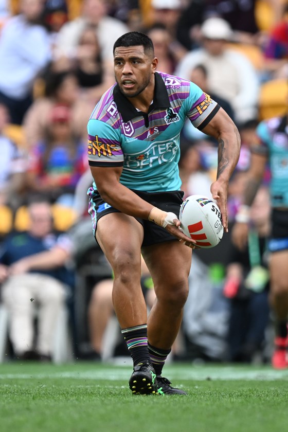 Moe Fotuaika in Magic Round wearing the Gold Coast Chargers inspired retro jersey.