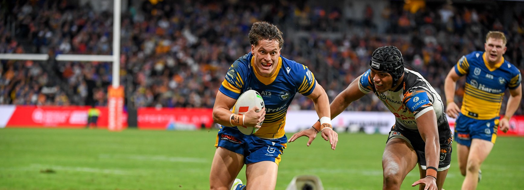 Boom youngsters Te Hurinui  ‘Apa’ Twidle and Kit Laulilii sign with Perth Bears