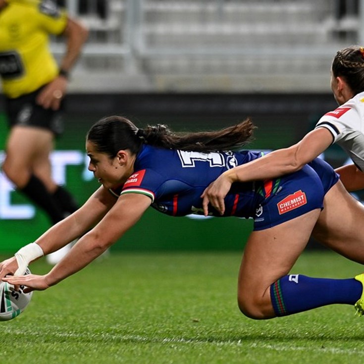 NRLW pre-season wrap: Broncos snatch late win over Warriors, Roosters down Sharks