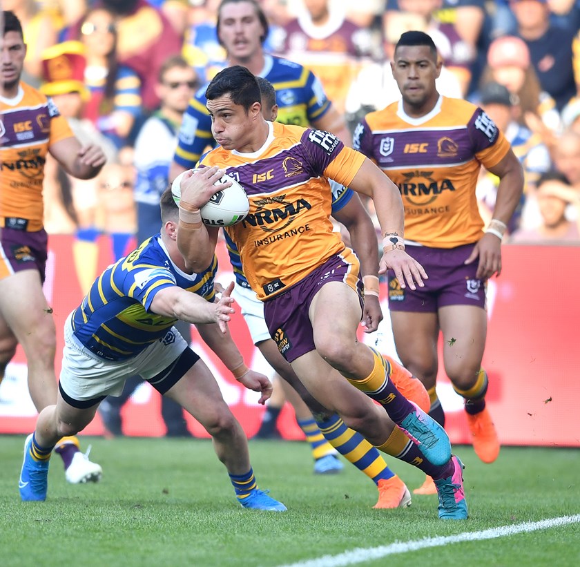 Kotoni Staggs with the ball for the Broncos when they last played finals football in 2019. 